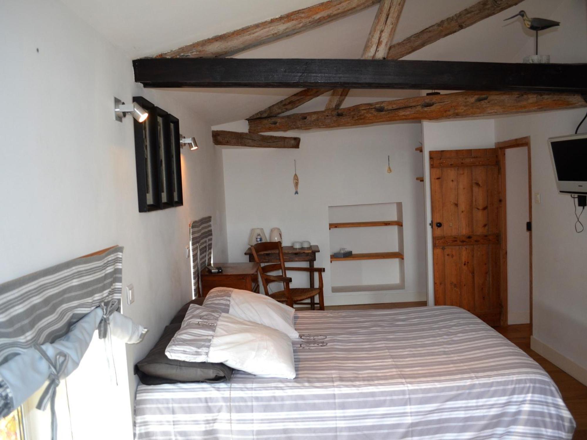 Bed and Breakfast Le Mole Ла-Флот Номер фото